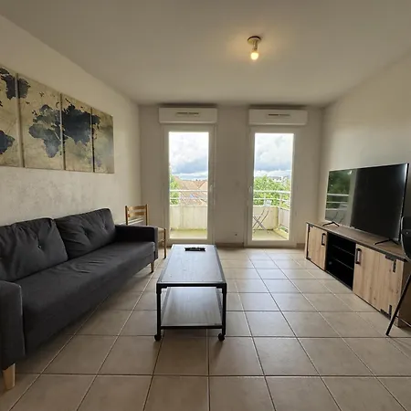 Apartment La Pause Des 24h - 4pers - Wifi - Reve Au Mans *